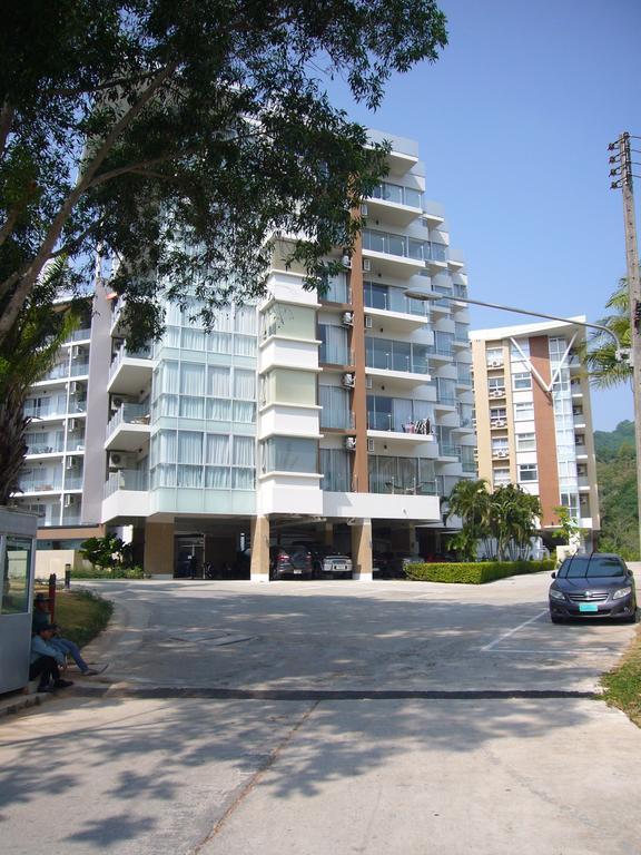 Chic Condominium Unit A303, A306, A307, A308, A406 Карон Экстерьер фото