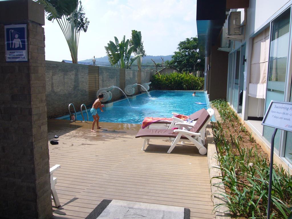 Chic Condominium Unit A303, A306, A307, A308, A406 Карон Экстерьер фото