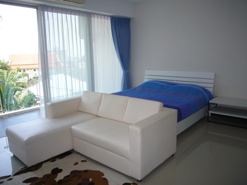 Chic Condominium Unit A303, A306, A307, A308, A406 Карон Экстерьер фото